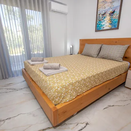 Apartment Thracian Vrasná